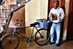 Cuba_maaltijden_voor_ouderen_fiets